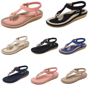2024 Chaussures Sandales d'été Femmes basses Talons Mesh Surface Loisure Mom Noir blanc Grande taille 35-42 J13 GA 56