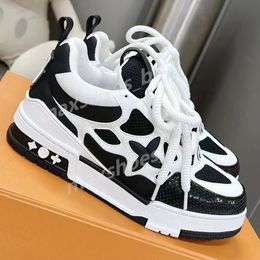 2024 Skate Schoenen Mannen Designer Hardloopschoen Chunky Platform Defender Schoen Mode Reliëf Rubber Echt Leer Sneakers Schoenen Tenis Casual schoen 36-45 B34