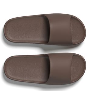 Pantoufles en caoutchouc EVA pour hommes et femmes, sandales coulissantes pour intérieur et extérieur, chaussures de plage marron, 2024