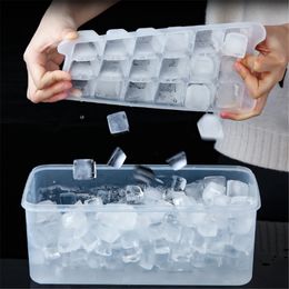 2024 Kleine ijskubusvormige doos met dekselschepvruchten Popselakmaker Mallen Tel ijs ijs Diy Gereedschap Keukenkoelkastaccessoires Kleine ijs