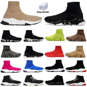 2024 chaussures chaussettes hommes femmes causales chaussure de course entraîneur de vitesse Graffiti Triple noir blanc Lurex tricot gris métallisé Oreo néon baskets de sport baskets de sport 36-45