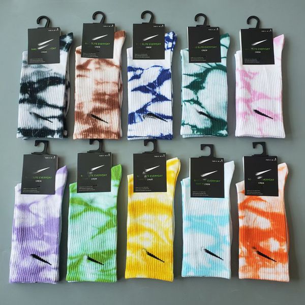 2024 Chaussettes Tech Fleece Tie-Dye Hommes Bas Chaussettes Colorées Mode Chaussette Femmes Respirant Coton Football Basketball Sports Hommes chaussettes de créateurs chaussettes pour hommes