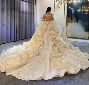 Robe De mariée en perles De cristal scintillantes, avec traîne longue à volants, robe De bal, robe De soirée De mariée pour église, à Dubaï, 2024