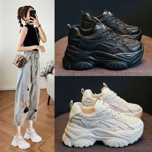 2024 Sport Dads Dames herfst Nieuwe veelzijdige Instagram Comfortabele zachte zoze lichtgewicht kleine witte schoenen 417 272 311