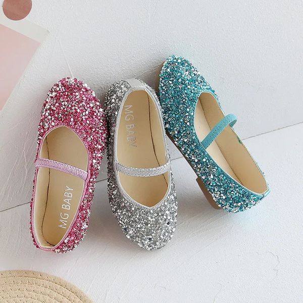 2024 printemps 1 à 12 ans filles robes chaussures beauté toe pointu adolesce girl chaussures bling princess wedding chaussures f12131 240422