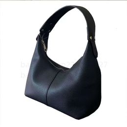 2024 primavera y verano nuevo paquete de axilas versión coreana de contraste de color simple pu bolas de masa de piel suave bolso de hombro bolso pequeño bolso femenino