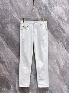 2024 Lettre d'automne printemps Imprimé jeans pour hommes Light Light Washed Man's Long Crayer Pantal WCNZ045