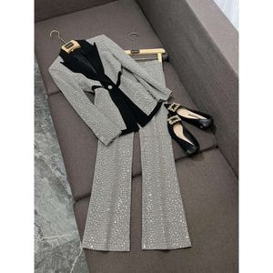 2024 printemps noir contraste couleur paillettes deux pièces pantalons ensembles à manches longues revers cranté lambrissé blazer blazers haut + ensemble pantalon costumes O4J152325