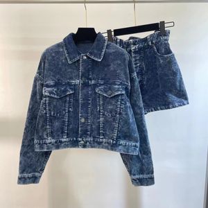 2024 Spring Blue Denim Jacket dames twee stuks broek ontwerper lange mouwen damesjassen en shorts set 31512