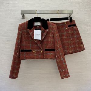 2024 Printemps Multicolore Plaid Deux Pièces Robe Ensembles Manches Longues Revers Cranté Tweed Panneaux Blazers Haut + Taille Haute Boutons Short Jupe Ensemble Deux Pièces Costumes B3D151413