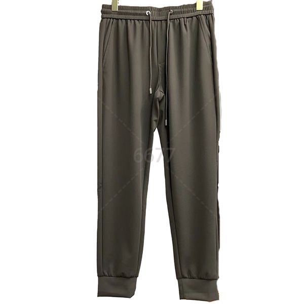 Pantalon de sport classique et confortable, décontracté, classique, confortable, à la mode, avec lettres en gaufrage, assorti à tous, nouvelle collection printemps 2024