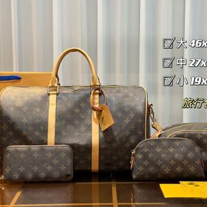 2024 Printemps Nouveau créateur de voyage Duffle Sac de luxe sacs de luxe Classic Casual 4pc Set Tot Tote Sacs Weekender de grande capacité