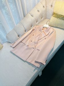 2024 Spring roze vaste kleur blazers met lange mouwen gekotte Lapel-knoppen dubbel rijstige outdarse lagen d3n263190