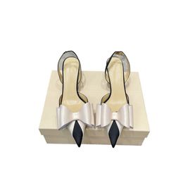 2024 Sandales à talons hauts de créateurs printemps / été du design de mode en soie personnalisée 6,5 cm talons stiletto pour les vêtements de tous les jours avec des chaussures de femmes décontractées et une boîte d'origine.