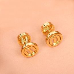 2024 Spring Summer New Round Letters Designer Moucrages d'oreilles pour femmes 18k Gold Retro Vintage Luxury M Brand Géométrie Hollow Brincos Boucle d'oreilles Boulanges Boultures