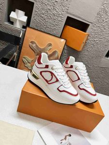 2024 Lente/Zomer Nieuwe Runaway Sneakers vrouwen Casual Schoenen Echt leer verbetert het comfort ademend Enkele schoen sandalen hoge hakken basketbal jogging schoenen