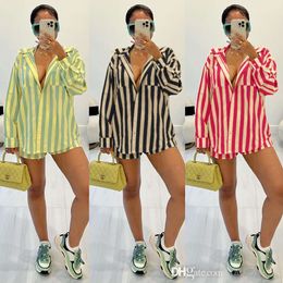 2024 Printemps Summer Tracksuit Fashion Striped 2 pièces Ensemble Femme Femmes Long Manches Loose Shirt and Shorts Casual 2PCS Jogging Cost sets pour femmes tenues