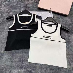 2024 SS designer 2024 lente/zomer nieuwe stijl Celebrity Xiaoxiang Fengyuan Label slim fit mouwloze tanktop met onderlaag en gebreid shirt