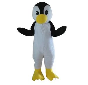 2024 Stage Performance Pinguïn Mascotte Kostuum Halloween Kerst Fancy Party Stripfiguur Outfit Pak Volwassen Vrouwen Mannen Jurk Carnaval Unisex Volwassenen