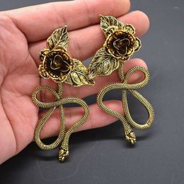 2024 Pendientes de sementales Rongho Vintage India Flower para mujeres Parente de arete de serpiente de metal Femme Brincos Bijoux étnico 2023 Pendientes de joyas góticas Pendientes agradables