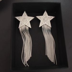 2024 Stud Stud Fashion Designer Brand Star Big Ear Clip Diamond Crystal Tassels oorbellen Dames van topkwaliteit beroemde luxe sieraden Shine Party