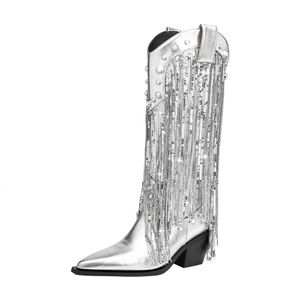 Botas de tobillo de cuero de piel de oveja de estilo 2024 botas de tobillo de tobillo de tasel de moda zapatos de vestimenta de fiesta casual de 7 cm tacones gruesos diamantes circón de diamantes de imitación de diamantes 35-43