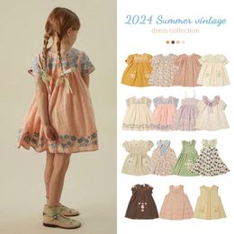 2024 Robe APO d'été pour les filles coréennes broderie de jupe enfant princesse filles habille des vêtements pour enfants de 2 à 8 ans 240518