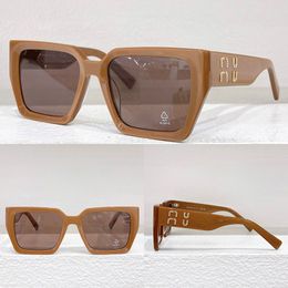 2024 Summer Beach MIU Logo gafas de sol para hombres mujeres marrón oscuro cuadrado acetato marco playa vacaciones gafas de sol SUM07S
