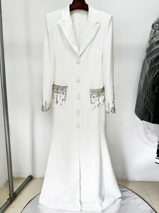2024 Été Noir / blanc couche à manches longues Perles Crystals Luxurious Femmes Robe Designer High End Femme Robe Robe Vestidos de Festa 52812
