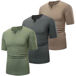 2024 Summer Fashion Mens Color sólido Camisas Henley Casales 100 Polyester Vneck Plain Tshirts Tops para hombres 240419