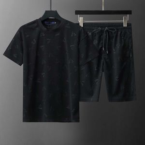 2024 Fashion d'été Two Piece Sports Brand Shorts Suit Casual's Men's Set Printed Sportswear Séchage rapide T-shirt Men Ensembles