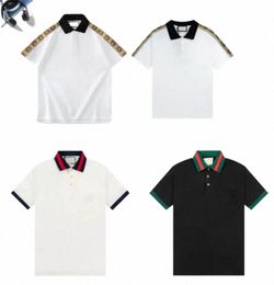 2024 Summer Mens Designer Shirts Polo Butt Down Down Quality Fi Brand à manches courtes pour hommes Sportswear Casual Polo T-shirt Slim Fit Designer T Shir M7L9 #