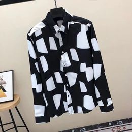 2024 Summer Mens Long Man à manches Crératrice Casablanca Numéme Modèle Print Impression Bouton Single Row Shirt Flip Fashion Fashion Ice Loose Ice Thin Voly Polyle