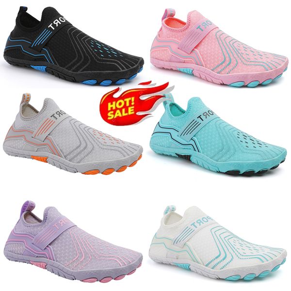 2024 Été Nouveau Big Fashion Gai Nouveaux hommes Water Aqua Chaussures Femmes Swimming Sneakers Barefoot Sandals plage patauge