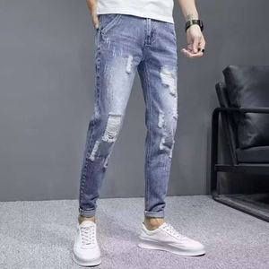 2024 Zomer Nieuw Big Hole Negen punt jeans Slim Fit Small Foot Small Foot Casual bedelaar trendy broek