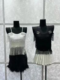 Bretelles tricotées avec pompon et lettres 2C pour filles, petit gilet de luxe, haut doux à porter, nouvelle collection été 2024