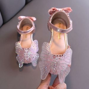 2024 Zomer Nieuwe Koreaanse editie Water Diamond Soft Sole Girls Sandals Princess Children's Spring Girl Leather Shoes