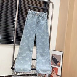 2024 Zomer Nieuwe Koreaanse stijl Internet Red Gedrukte Hoogwaardige gewassen Blue Double Button Jeans Dames Slankheup Hip A-lijn broek Aziatische maat S-XL