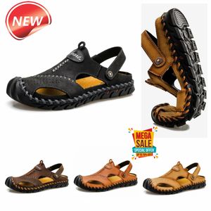 2024 Zomer Nieuwe Heren Dames Outdoor Sandalen Muilezel Casual Klassieke Platte Sandalen Strap Slippers Gevouwen Schoenen Lederen Visgraat Slippers Dames Strand Schoenen