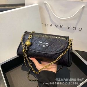 2024 Summer New Western Style épaule Polyvyle Challe Pustrant Wind Crossbody Foot's Lingge Fashion Underarm Sac 78% sur magasin en gros