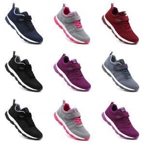 2024 Chaussures de course d'été Designer pour femmes Baskets de mode Blanc Noir Bleu Rouge Confortable Surface en maille-043 Entraîneurs de sports de plein air pour femmes GAI Sneaker Shoes