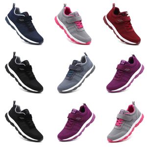 2024 Chaussures de course d'été Designer pour femmes Baskets de mode Blanc Noir Bleu Rouge Confortable Mesh Surface-037 Entraîneurs de sports de plein air pour femmes GAI Sneaker Shoes