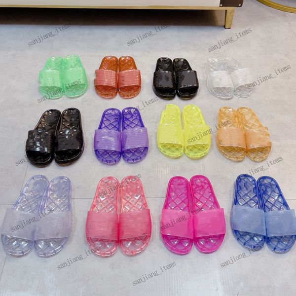 2024 Sandales d'été Hommes Femmes Clear Jelly Slide Pantoufles Transparent Caoutchouc Cristal Plate-forme Mules Vintage Appartements Luxe Designer Chaussures Piscine Plage Plateformes