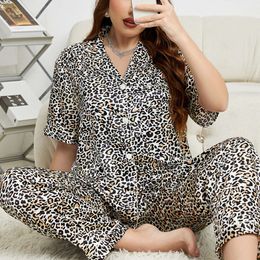 2024 Zomersimulatie Silk Black Panther Print Oversized Pyjama's voor damesmode Casual Pyjama Set Sexy Women's Home Clothing