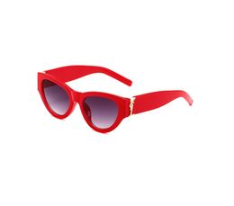 2024 zonnebrillen nieuwe onregelmatige mode zonnebril met klein frame designer luxe Pilot UV380 gafas lentes occhiali de sol bril voor heren dames bijoux cjewelers 94