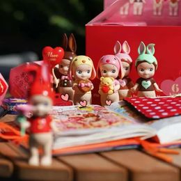 2024 Sunny Angel Love Gift Series Blind Box Toy Box Mystérious Box Kawaii Lucky Box Mute Doll Decoration Series Modèles Couple de couple 240424