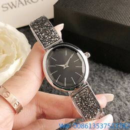 2024 SW Fashion Style Brand Quartz Wrist Watches for Women Girl With Crystal Dial Metal Steel Band Wholesale Luxury Watching Free Envío