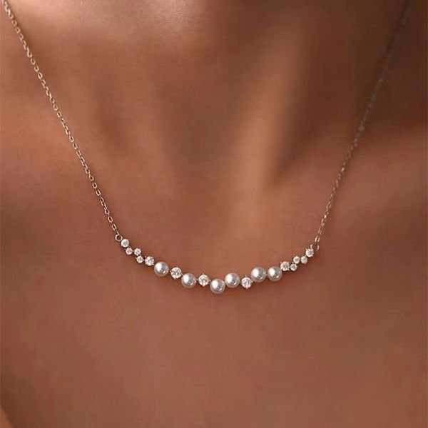 2024 Doux Mignon Sourire Pendentif Simple Mode Bijoux 925 En Argent Sterling Perle ZirconCZ Diamant Pierres Précieuses Fête Femmes Clavicule Collier Pour Amant Cadeau