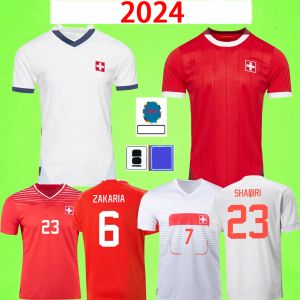 2024 Jerseys de fútbol de Suiza Kit para niños Hombre 24 25 XHAHA EMBOLO OKAFOR SOW SHAQIRI EEDI SEFEROVIC OMLIN 2023 CAMISAS DE Fútbol Swiss