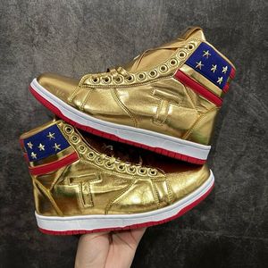 2024 T Trump Schoenen Trumps Sneaker Designer The Never Surrender Hoge Top Casual Basketbalschoenen Designer Ts Gold Custom Heren Dames Outdoor Trainers Sport Sneakers